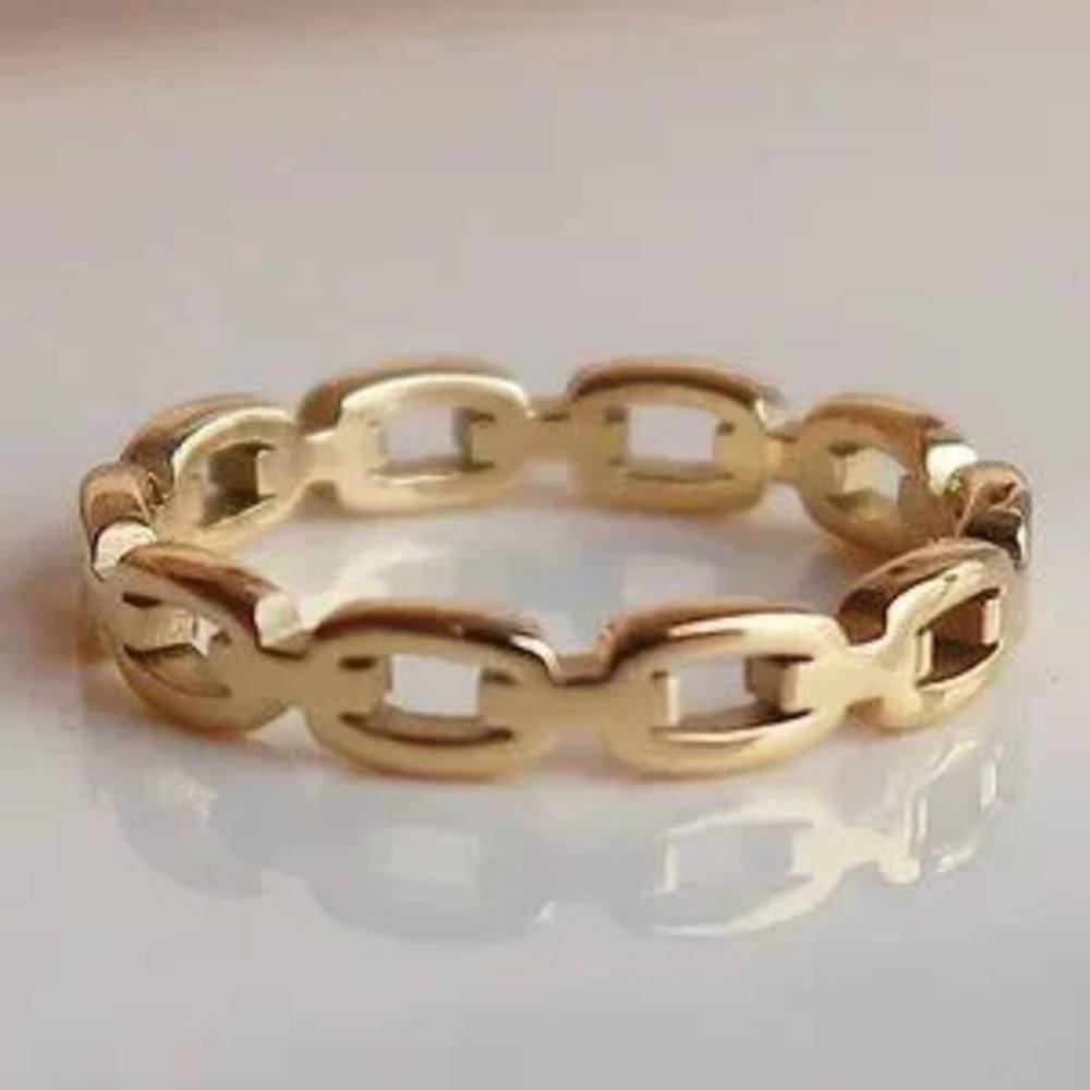 NEW 18K Gold Plated Link Chain Ring a